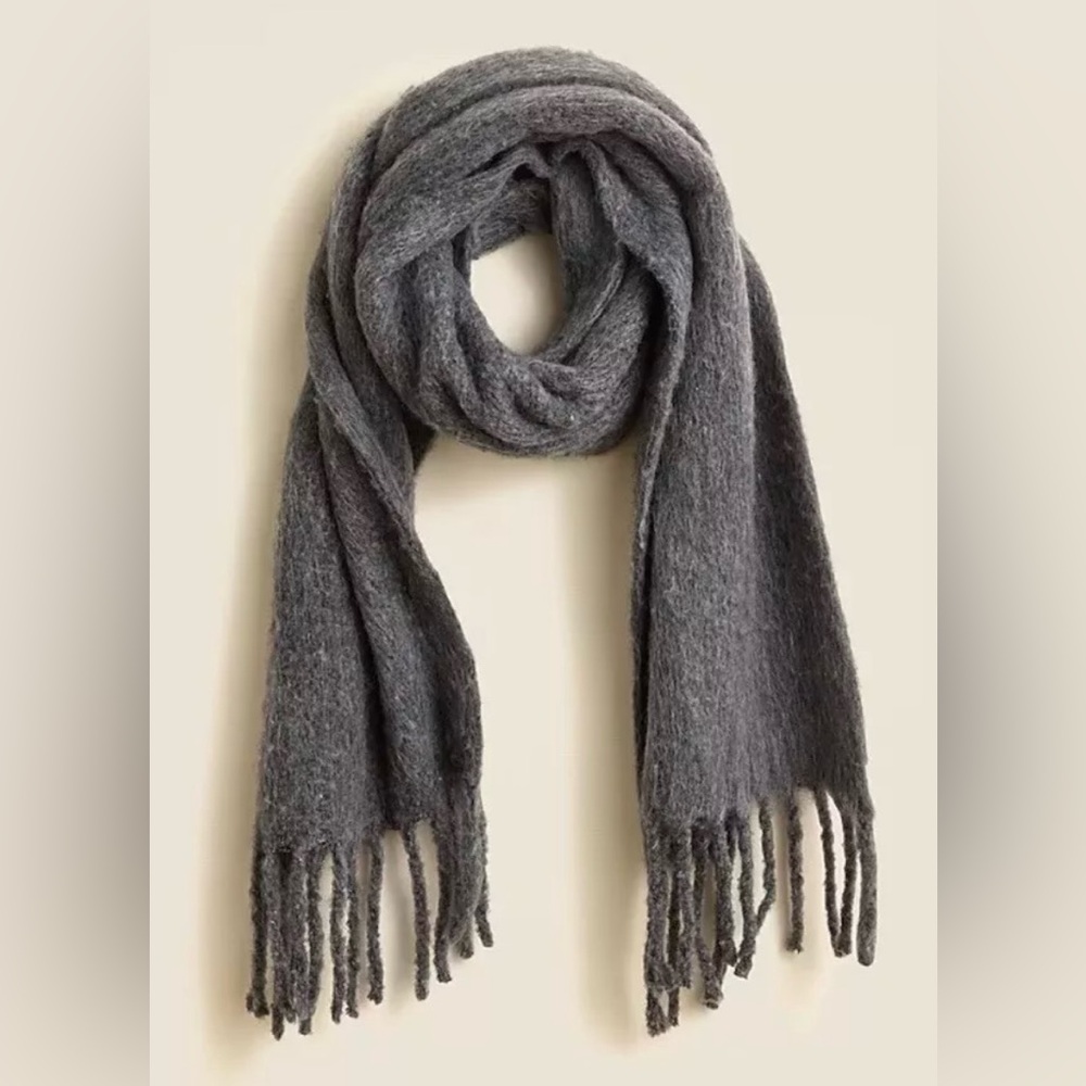 NWT 2025 Sold Out J. Crew Heather Grey Brushed Woven Scarf Big Thick Fluffy Wrap